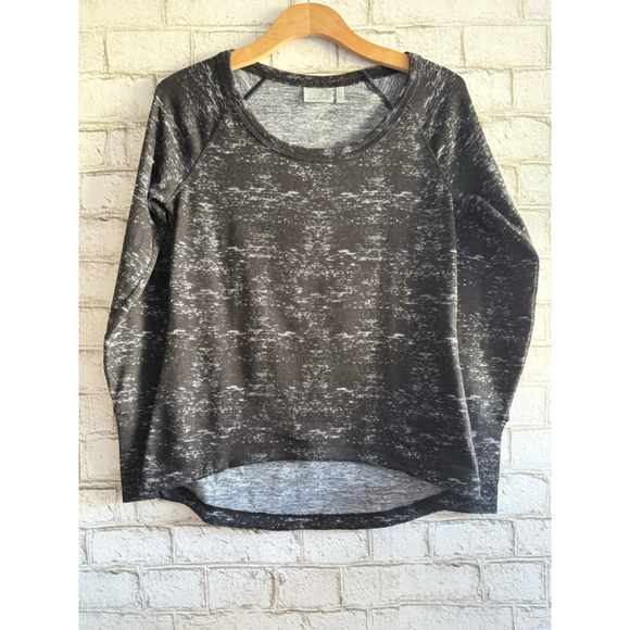 Athleta Tops - NWOT Athleta Womens Black No Sweatin Sharkbite Marble Pullover size XS